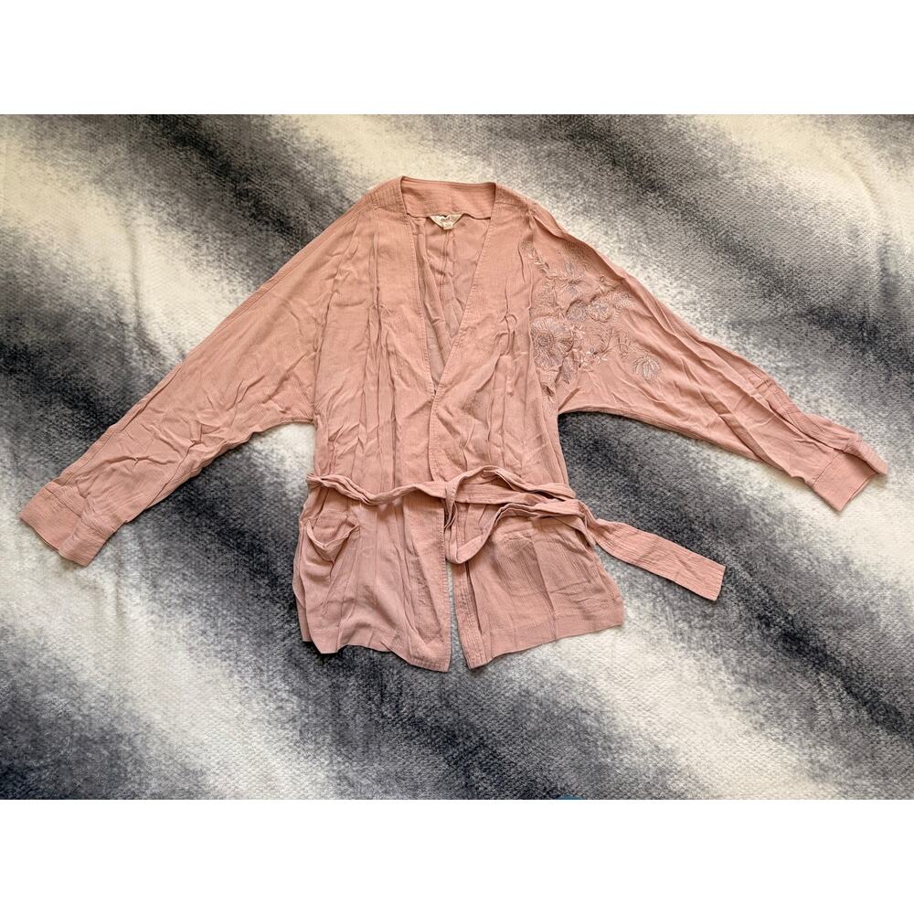 Sun & Shadow Blush Pink Kimono Robe Medium Floral Embroidered Belted Boho